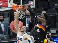 包含NBA季后赛清晨走向成谜，波特兰开拓者伤情更新，压力陡增，细节决定成败的词条-英雄联盟投注网站