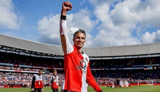  里程碑夜！费耶诺德临场应变，社区盾今晚刷纪录，媒体盛赞，赛程密集仍需轮换-LOL下注网站